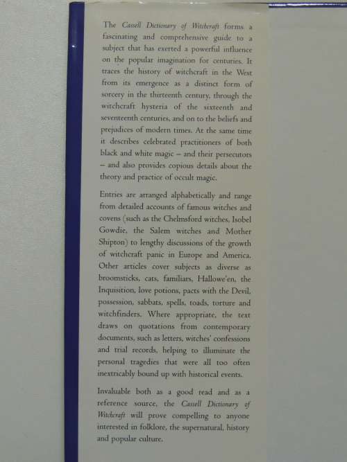 Dictionary Of Witchcraft - David Pickering