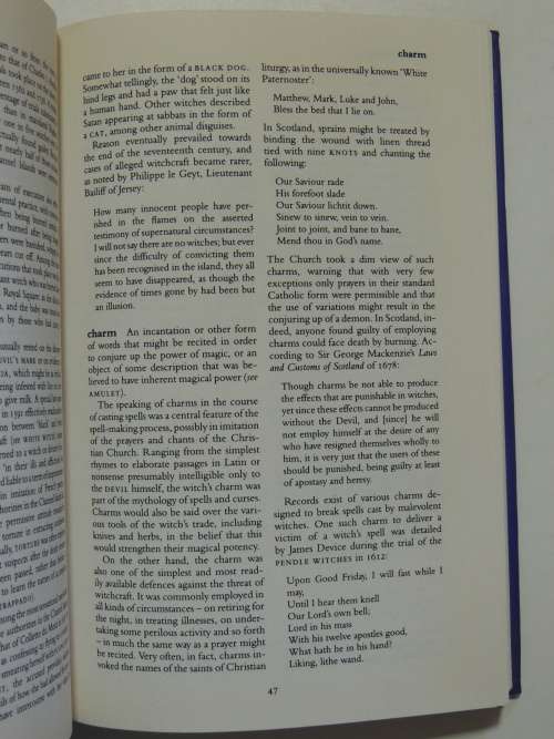 Dictionary Of Witchcraft - David Pickering