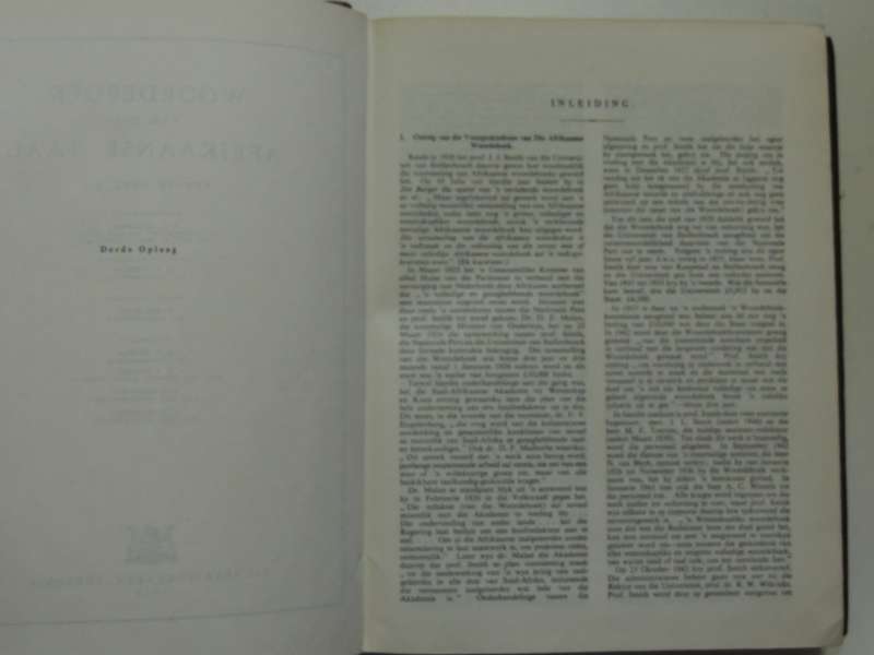 Die Afrikaanse Woordeboek (Dele I - 14 , I - S (SKOOI),  ) - P.C.Schoonees (Hoofredakteur)