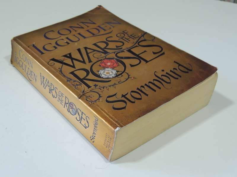 Wars of the Roses - Book 1: Stormbird- Conn Iggulden
