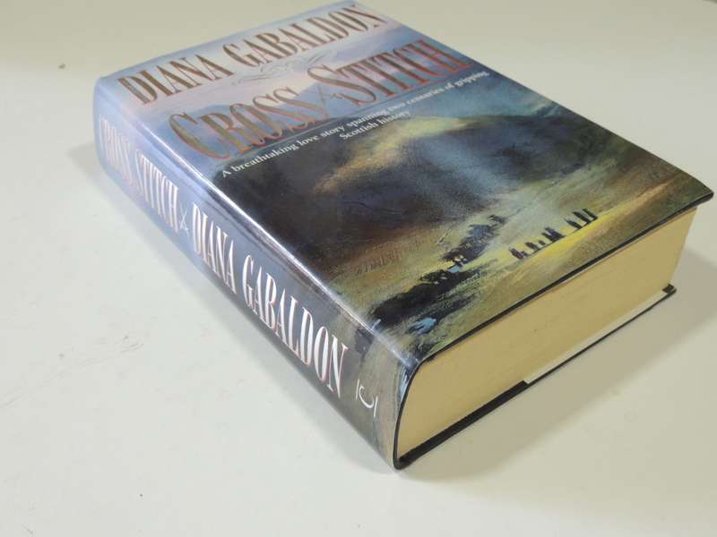 Cross Stitch - Diana Gabaldon  -  Scarce British FIRST EDITION 1991