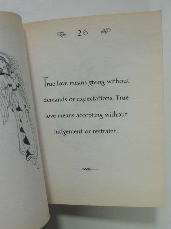 Angel Messages, The Complete Book of Celestial nswers to Your Every Question - Juan Nakamori