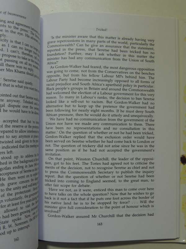A Marriage of Inconveniance: The Persecution of Seretse & Ruth Khama - Michael Dutfield