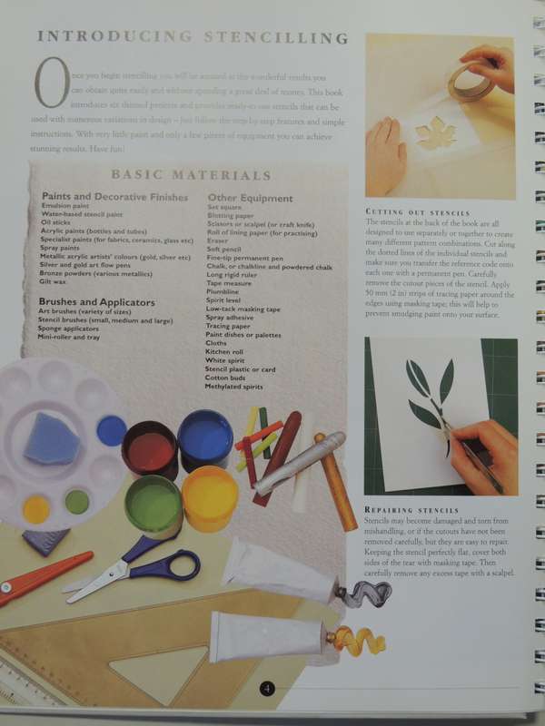 The Complete Book of Home Stencilling: Includes 24 Stencil Crds - Katrina Hall, Denise W. Taylor