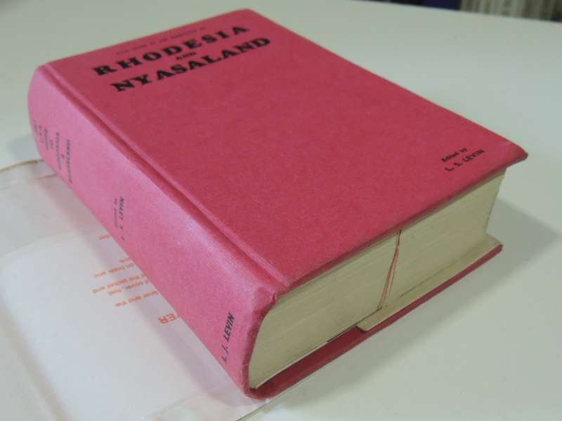 C.A.A. Guide To The Federation Of Rhodesia And Nyasaland - 1961 Edition - ed L.S. Levin