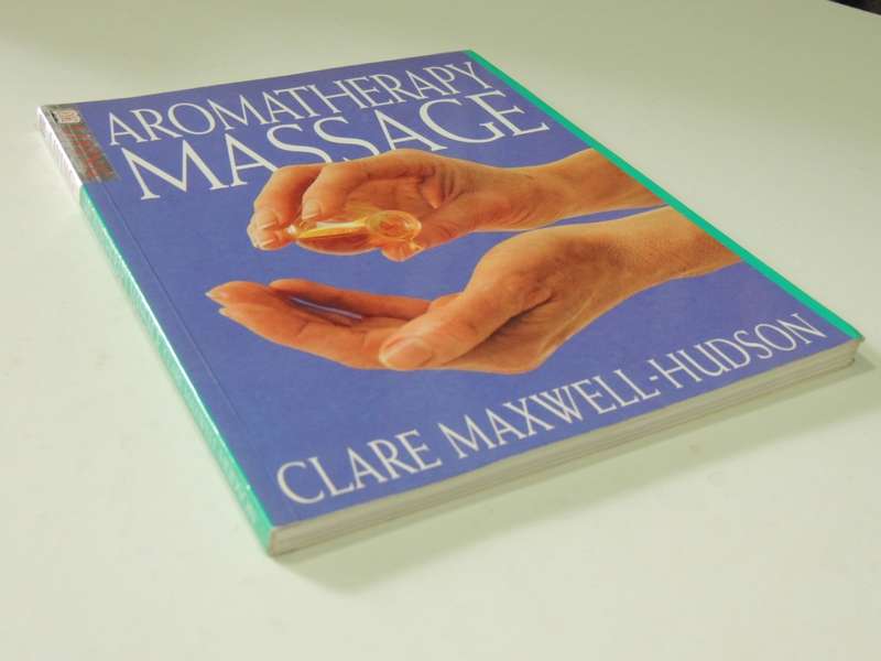 Aromatherapy Massage - Clare Maxwell-Hudson
