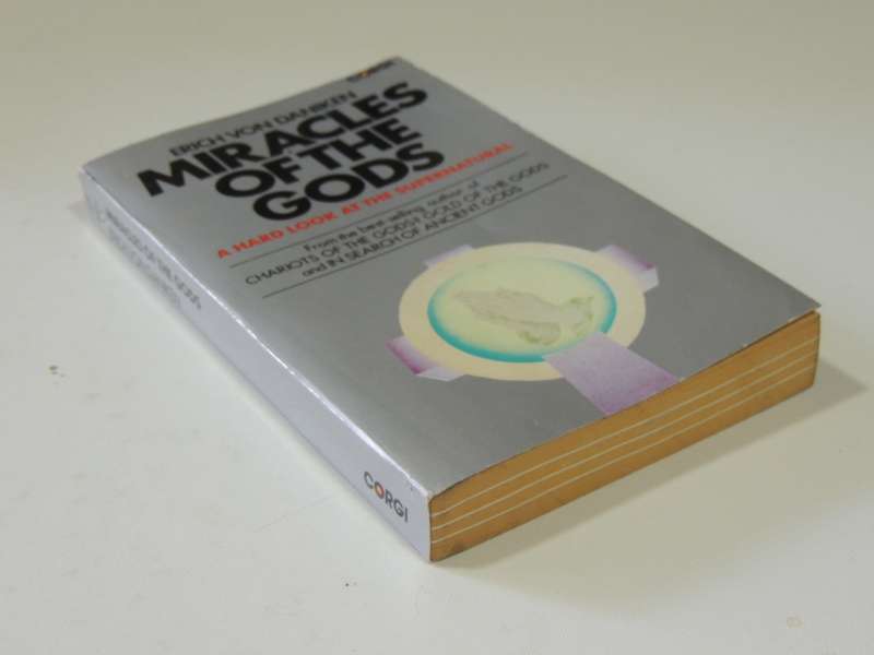 Miracles of the GodsErich von Daniken