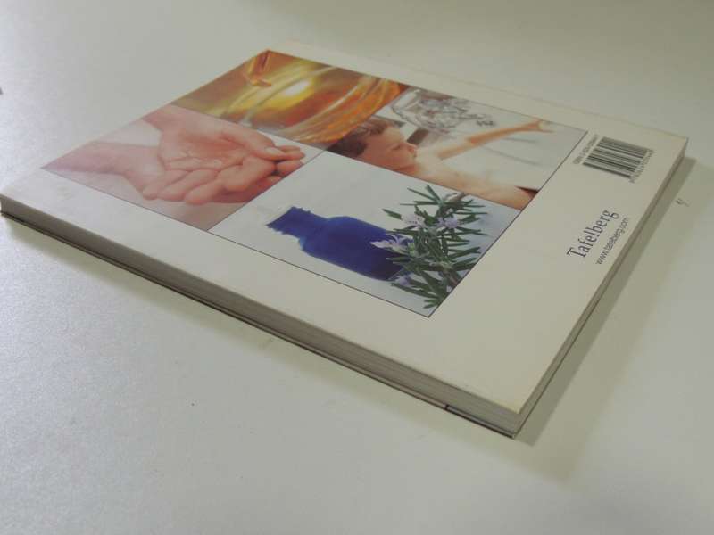 Everybody`s Aromatherapy - A Comprehensive Guide For All Ages - Helen Ranger