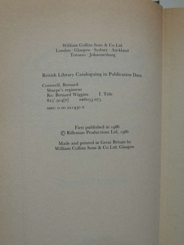 Sharpe`s Regiment - 1st Edition - Bernard Cornwell   FIRST EDITION