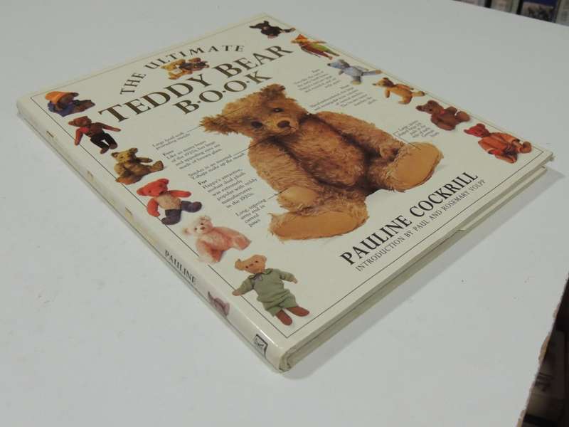 The Ultimate Teddy Bear Book - Pauline Cockrill