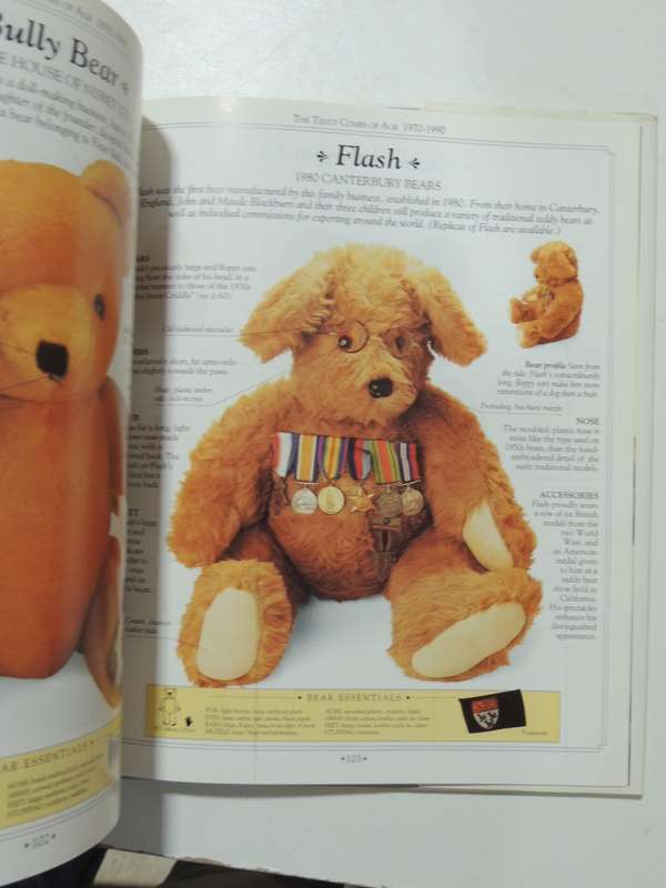 The Ultimate Teddy Bear Book - Pauline Cockrill