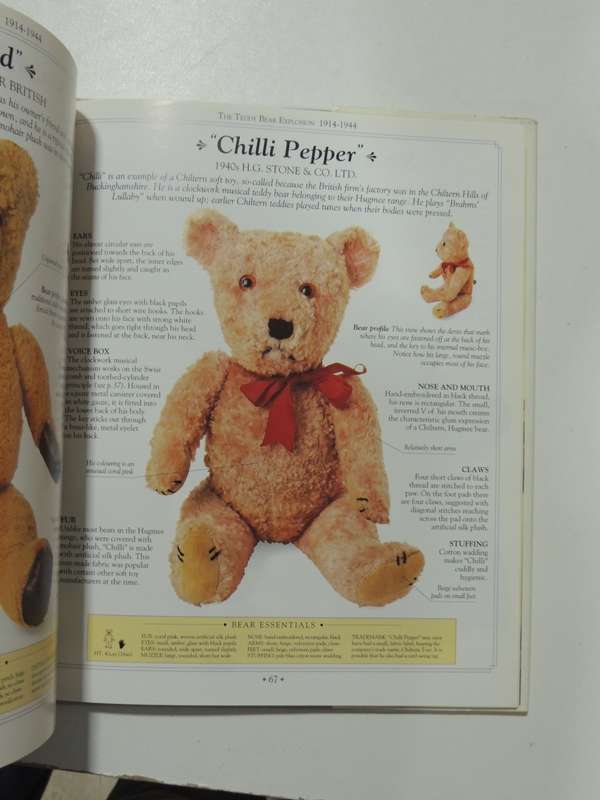 The Ultimate Teddy Bear Book - Pauline Cockrill