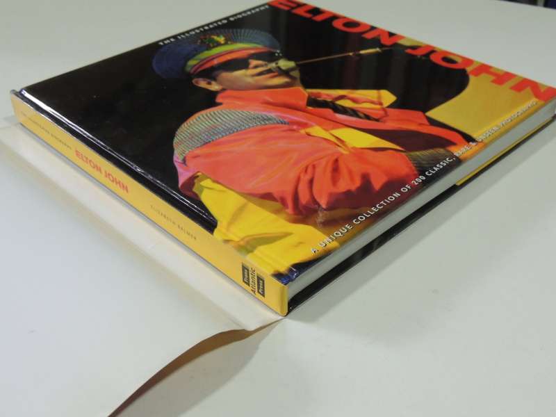 The Illustrated Biography Elton John