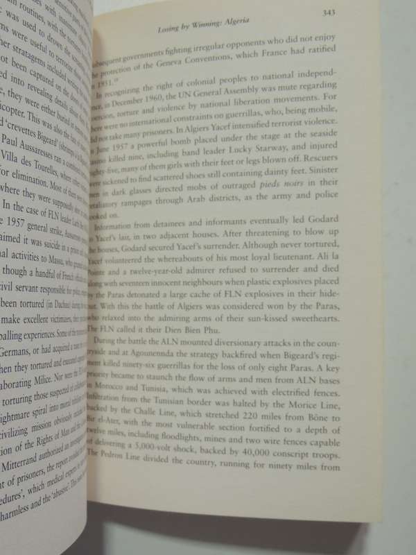 Small Wars, Far Away Places - The Genesis Of The Modern World: 1945-65 - Michael Burleigh