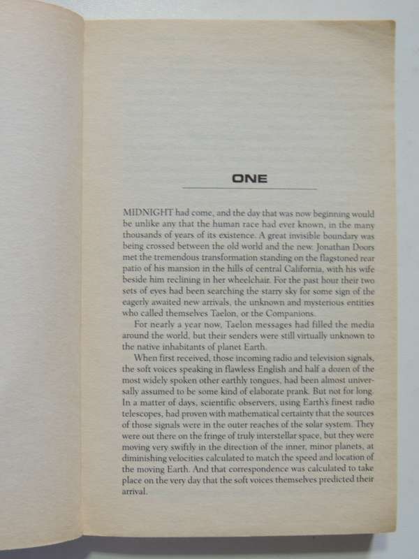 Gene Roddenberry`s Earth Final Conflict - The Arrival - Fred Saberhagen