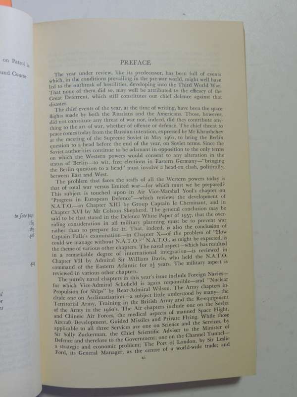 Brassey`s Annual - The Armed Forces Year-Book 1961 - ed. Rear-Admiral H.G. Thursfield