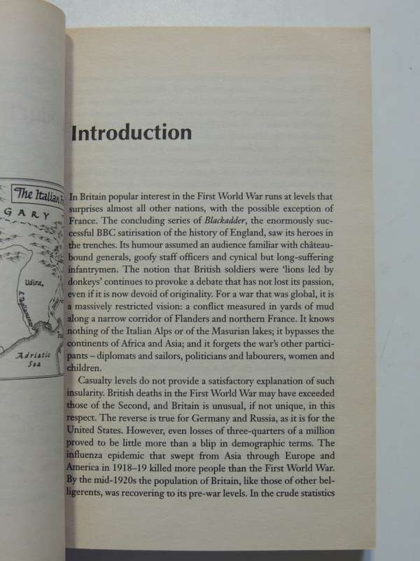 The First World War - Hew Strachan