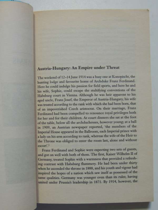 The First World War - Hew Strachan