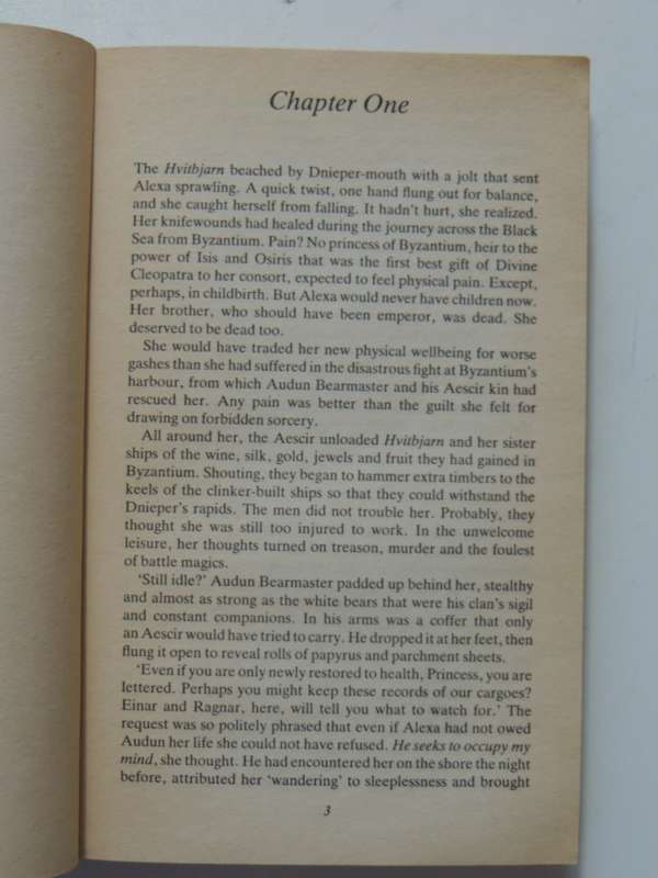 The Woman Of Flowers - Book Two: Heirs To Byzantium - Susan Shwartz