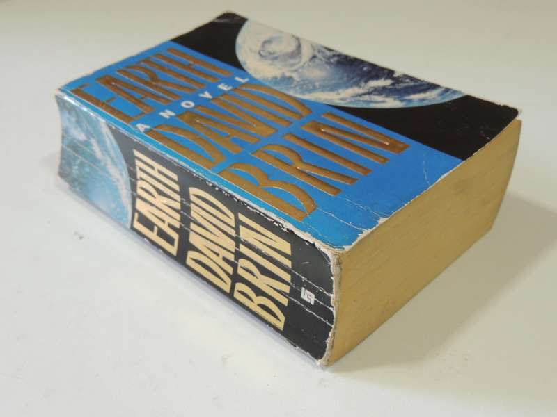 Earth - David Brin