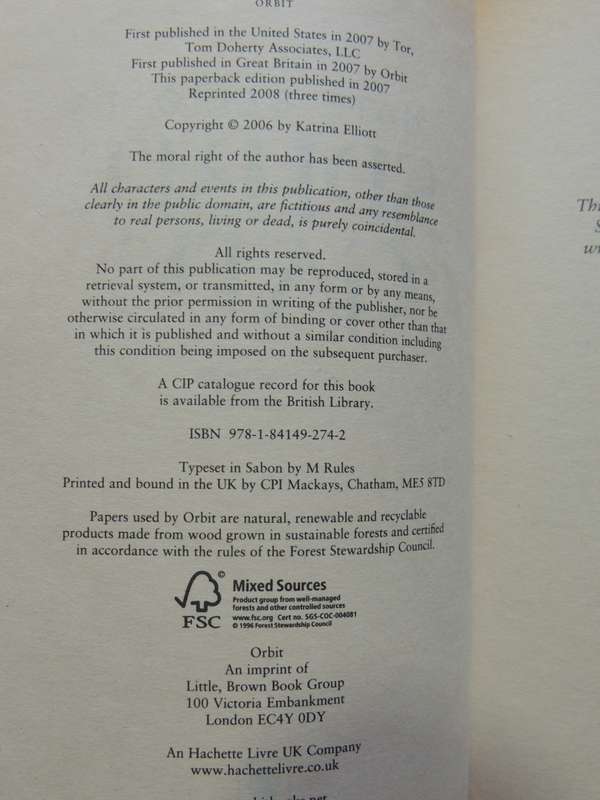 Spirit Gate, Book 1 of Crossroads - Kate Elliott