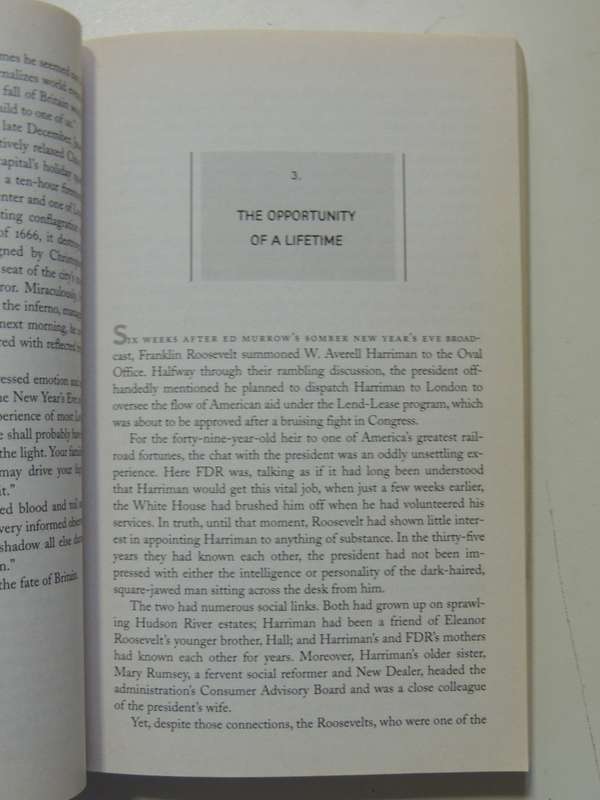 Citizens Of London - The Americans Who Stood With Britain In Its Darkest, Finest Hour  Lynne Olson