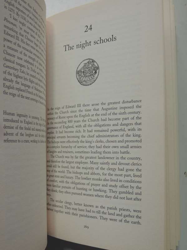 Foundation - The History Of England Vol 1 - Peter Ackroyd