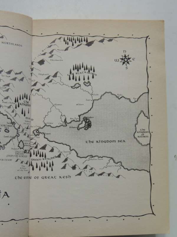 Krondor: Tear of The Gods - Raymond E. Feist