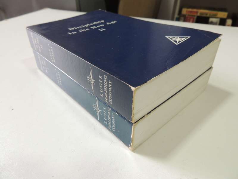 Discipleship In The New Age - Vols 1 & 2 - Alice A. Bailey