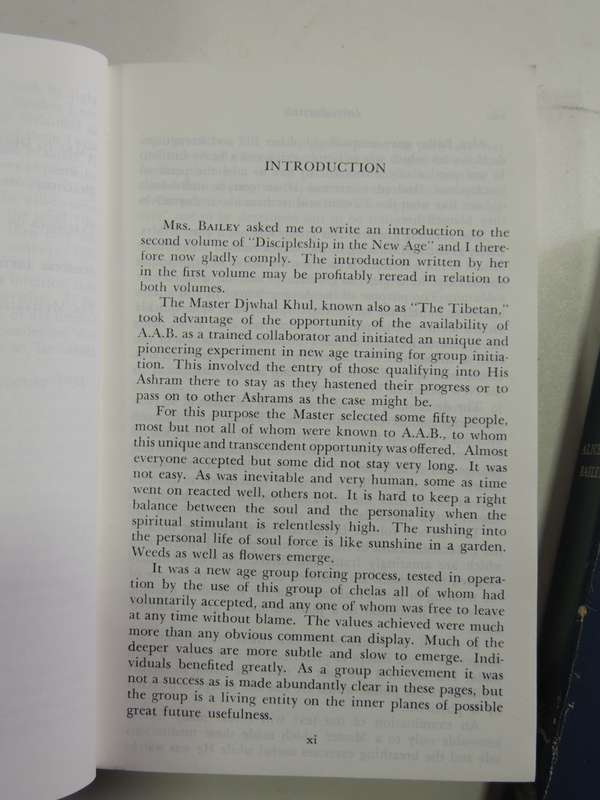 Discipleship In The New Age - Vols 1 & 2 - Alice A. Bailey