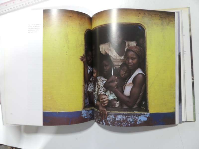 African Rainbow - Across Africa By Boat - Lorenzo & Mirella Ricciardi