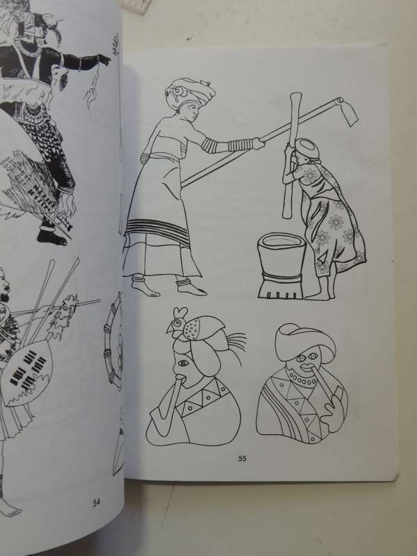 African Design - Book 3  African Masks, Figures And Habitat Scenes - Lunell Kruger & Zadra Klapwijk