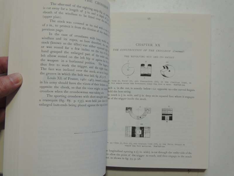 The Crossbow: Its Military and Sporting History, Construction and Use - Ralph Payne-Gallwey