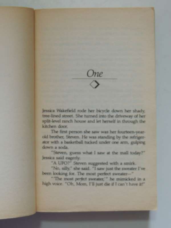 Sweet Valley Twins - Collection 4 Books In One  - Francine Pascals