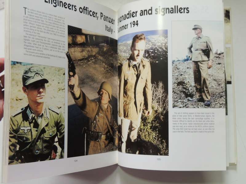 Afrikakorps - Tropical Uniforms Of The German Army 1940-1945 - Jacques Scipion & Yves Bastien