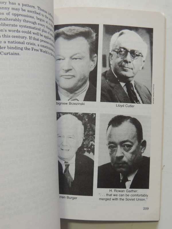The Shadows Of Power - The Council On Foreign Relations And The American Decline - James Perloff