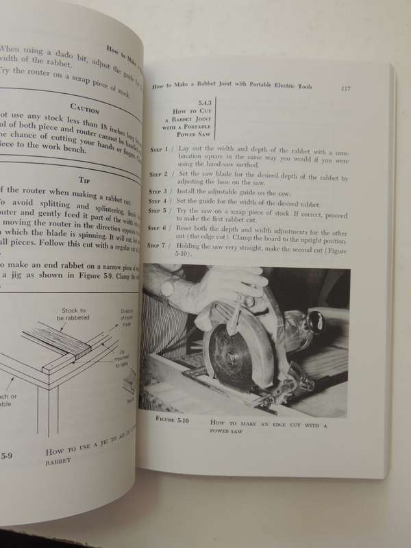 The Complete Book of Woodworking and CabinetmakingByron W Maguire