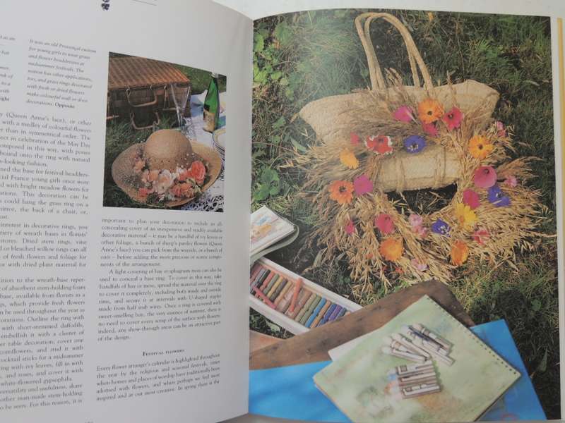 The Complete Flower Arranger - Pamela Westland      Large Format