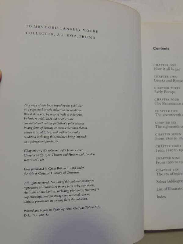 Costume & Fashion - A Concise History - James Laver