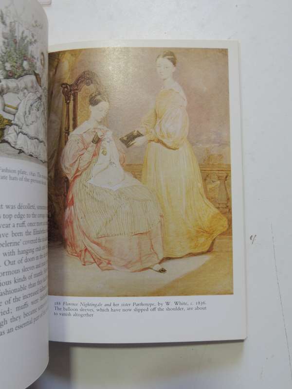 Costume & Fashion - A Concise History - James Laver