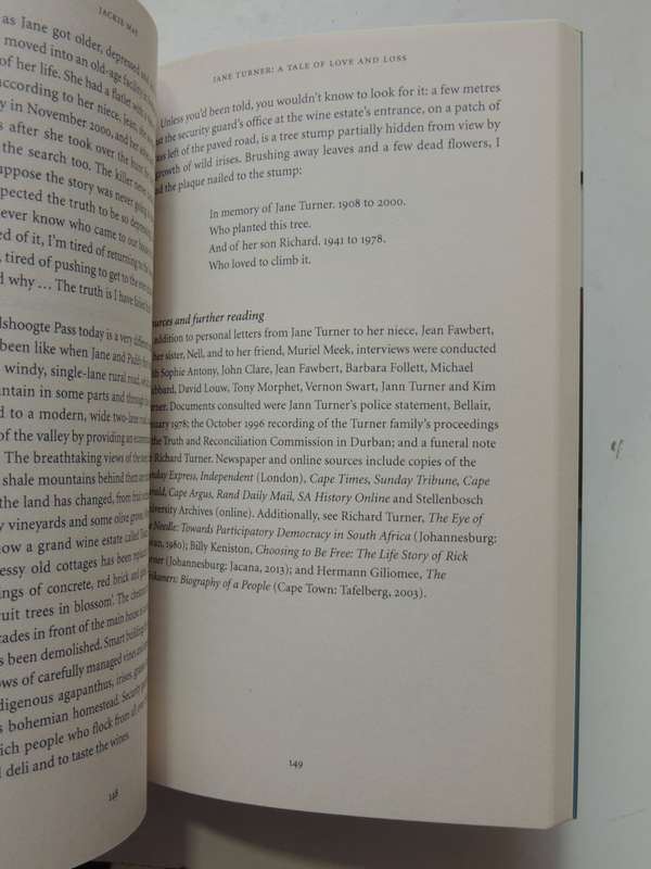 Illuminating Lives - Biographies Of Fascinating People From South African Historyed Vivian Bickford
