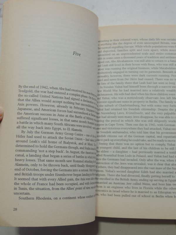 The Moon Can Wait - A Biography Of The Hon A.E. Abrahamson - Paul Clingman