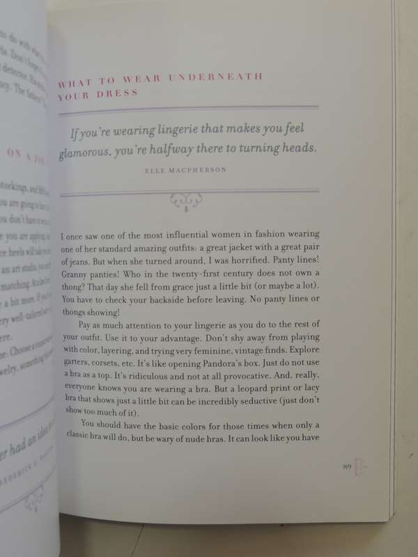 The Little Black Book Of Style - Nina Garcia