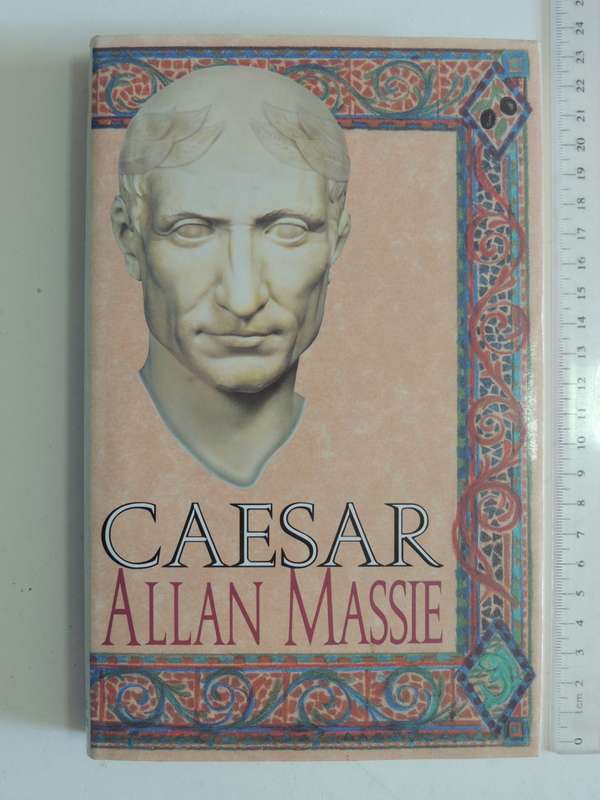 Caesar - Allan Massie