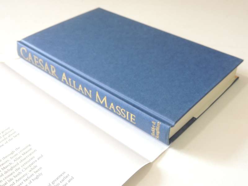 Caesar - Allan Massie
