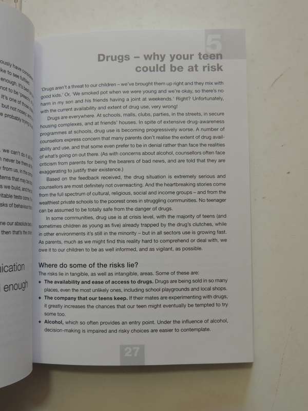 Life Talk For Parents, An Essential Guide To Issues Faced By Parents & Teens - Izabella Little, T B