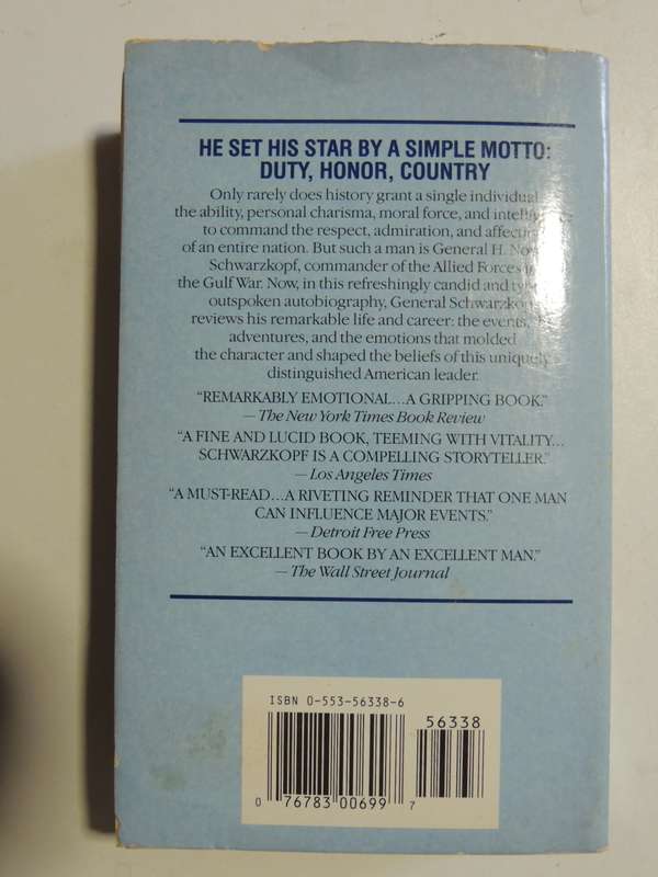 It Doesn`t Take A Hero - The Autobiography - General H. Norman Schwarzkopf