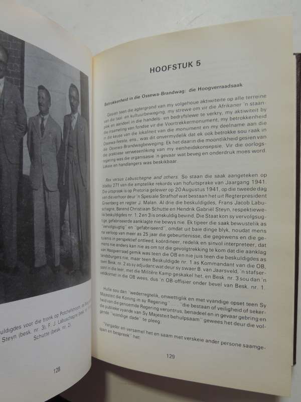 Die LabuschagnesWaarvandaan En Waar Het Hulle Meetsnoere Geval? (Signed) -  F.J. Labuschagne