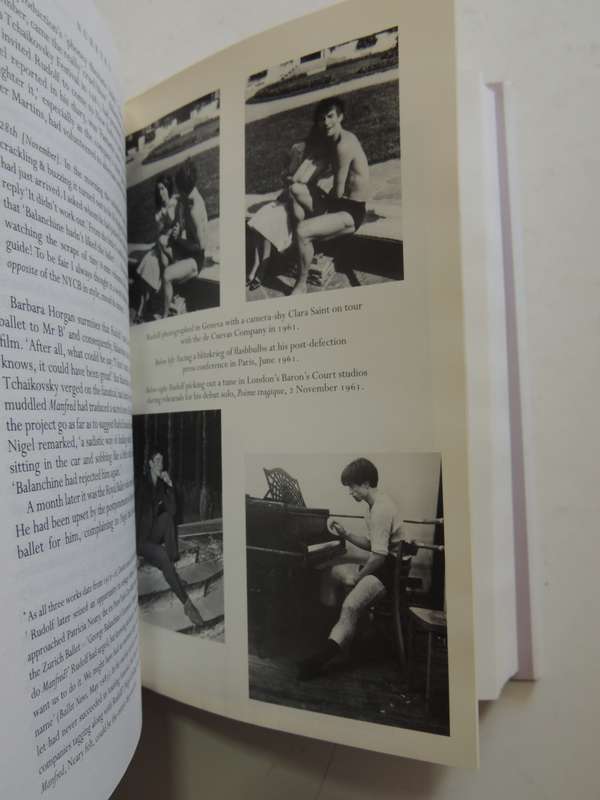 Rudolf Nureyev: The life - Julie KAVANAGH 2007