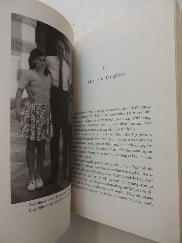 Divided Lives, Dreams Of A Mother And Daughter - Lyndall Gordon